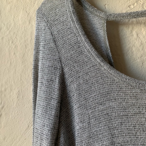 Beyond Yoga Open Back Lightweight Sweater - Picture 5 of 7